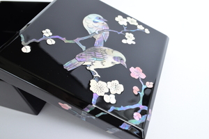 Lacquerware