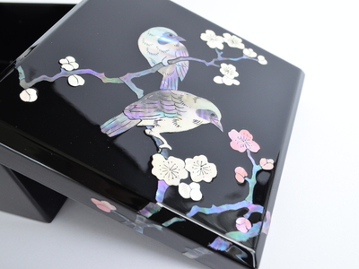 Lacquerware